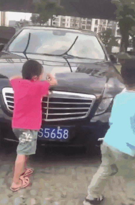 影搞笑 | 自从来了这个学校我都不想毕业了