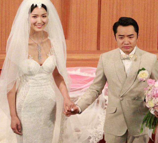 而今天给大家带来的文章内容是: 第一对,王祖蓝和李亚男,当时王祖蓝