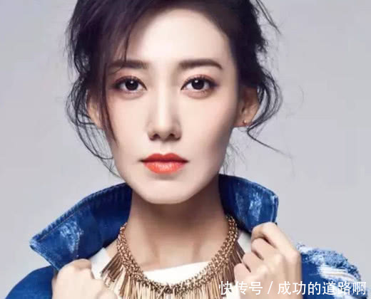 2006年,因在电视剧《与青春有关的日子》成功饰演了"金燕"而逐渐进入