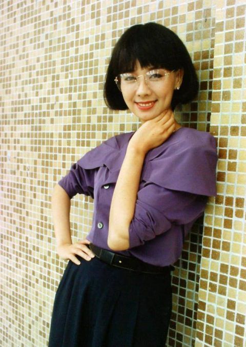 90年代出,毛舜筠出演电影《情圣》,在这部居中毛舜筠出演的一个白痴