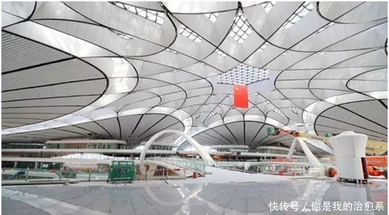 世界最大机场-大兴国际机场再增航线,扩展为19条!未来已来-北京时间