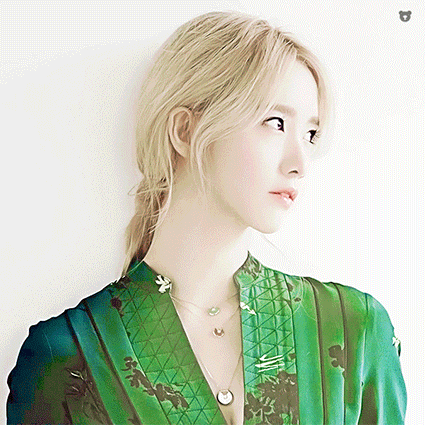 爆笑gif动图:这位大家都不陌生吧!绝对的女神