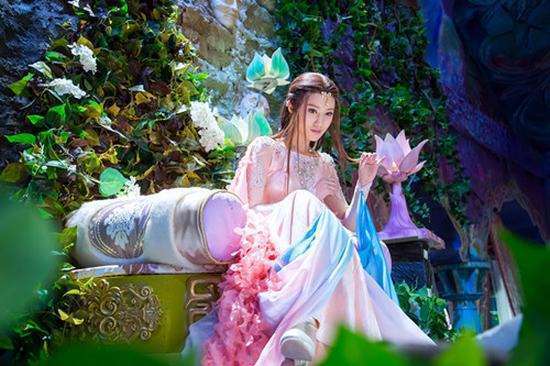 吴优的婚纱照_吴优性感(3)