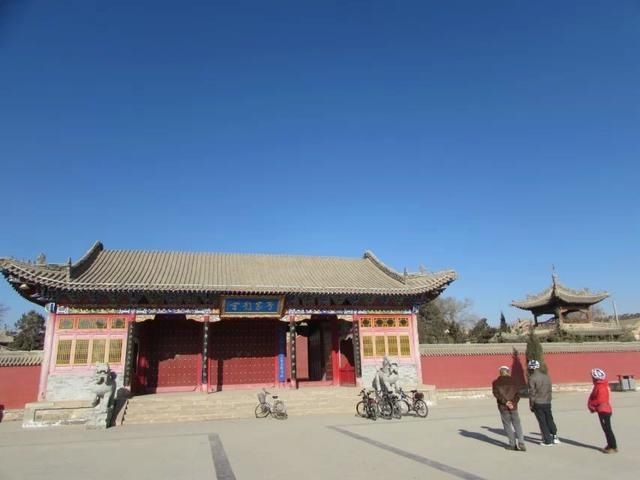 骑行陇西--拜谒李氏宗祠