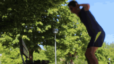 每天做100个深蹲或蛙跳,能找到年轻力壮的感觉吗?他告诉你答案