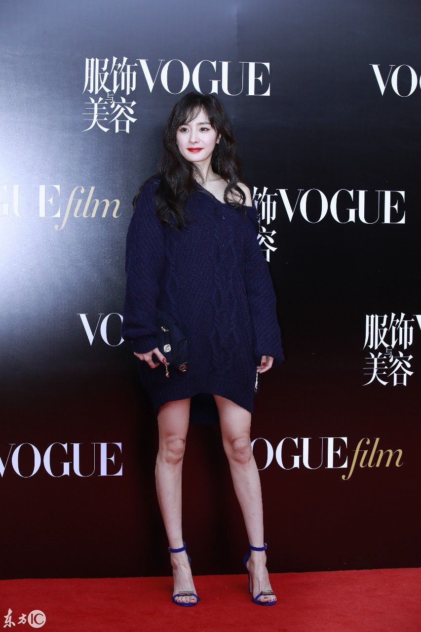 上海,杨幂亮相2018voguefilm之夜,(图片来自东方ic)