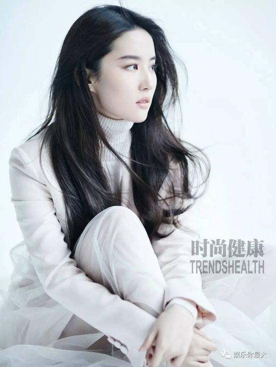 杂志封面大pk 刘雯陈坤李宇春刘亦菲谁赢了?