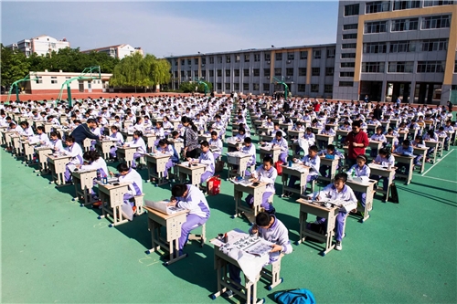 榴花如火,春风和煦,桓台县实验中学第二十四届校园文化艺术节盛大开幕