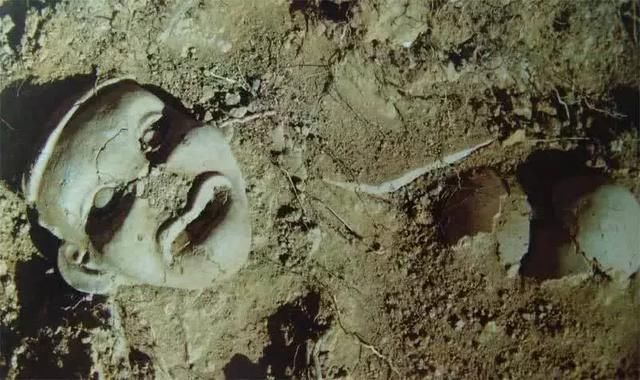 6200年前,中国最古老的女娲庙中,神像之下惊现一具成人骸骨
