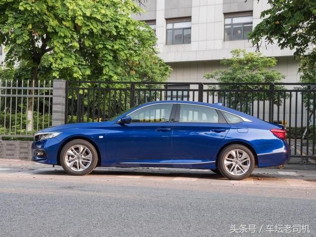 十代雅阁最低配值得买吗?绝对值