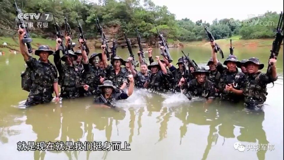 决战大草原,冲出亚马逊!他简直就是特种兵里的"最强王者"