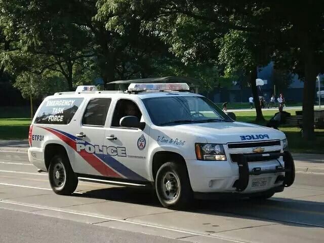 雪佛兰作警车,豪华又实用,美国警察喜欢哦.
