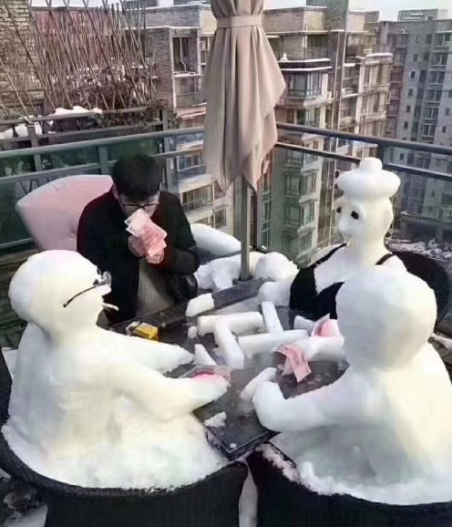 搞笑图文:最奇葩的堆雪人这个也是没谁了