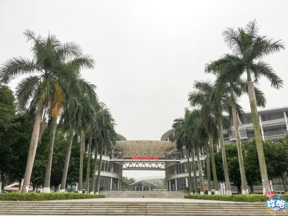 走进别人家学校的饭堂:华师大学城校区