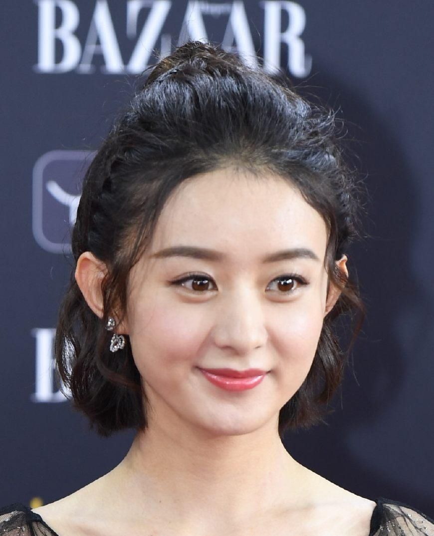 圆脸女孩子留什么发型好看?资深发型师为圆脸的你专门