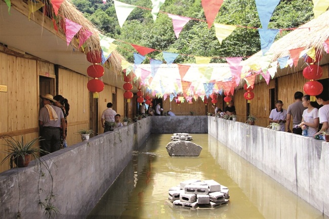 "五峰田园居生态农庄坚持"循环经济 农旅融合"发展模式,带给游客一种