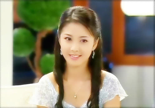 她是一名台湾演员,她出演的《意难忘》曾在暑期期间在央视八套播出