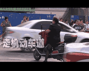 濮阳这样骑电动车的小心了!终于有人来整治你们了!