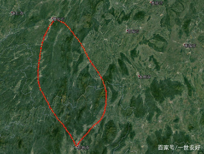 从相关报道中可知,怀桂高铁走向基本可以概括为: 怀贵高铁 1,西线方案