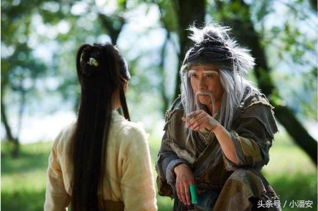 有五人曾得到洪七公真传:一对夫妻,一对母子,外加一个丐帮弟子