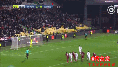 这个点球也是让球迷调侃巴神又思考人生了,也是让尼斯看到了3分希望