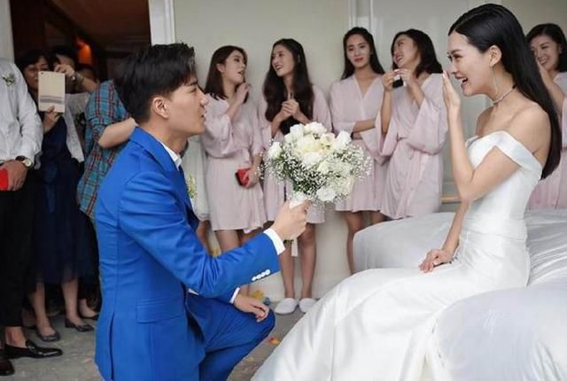 刚出道就演女一号,演戏从不会用替身,却23岁低调与郭威结婚!