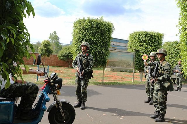 神武了!武警驻滇某部指挥员教练员比武竞赛就像拍电影