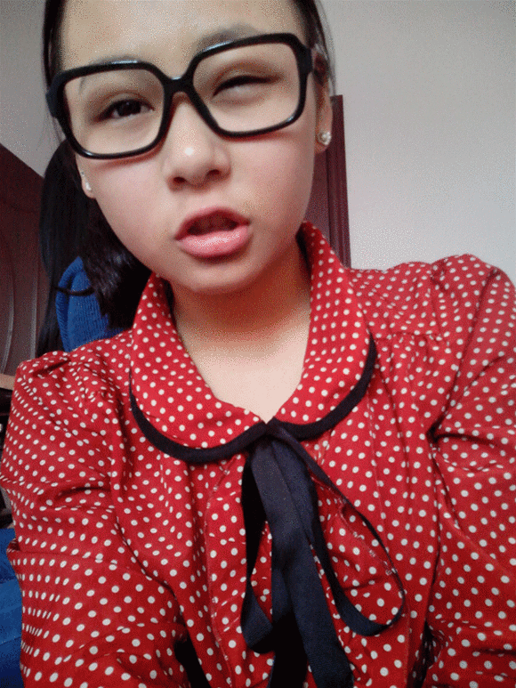 爆笑gif动图:姑娘别玩了,你已经很美丽了-北京时间