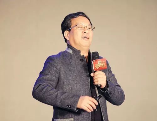 电商市值曾逼马云可以,称5年超阿里,现在教父高中女生藏红花道歉吗喝图片