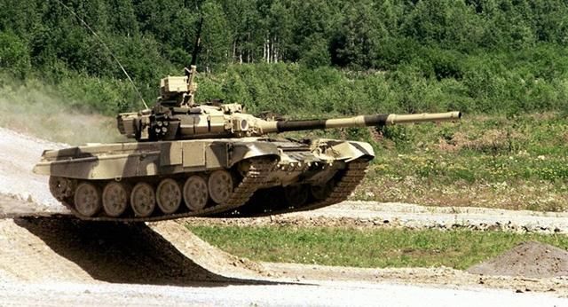 阿玛塔t14绝非玩笑,俄罗斯有48吨重型坦克,北约专家忧心忡忡