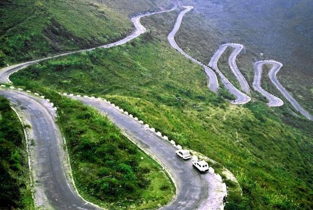 贵州的山路自驾,虽然考验车技,安全意识和耐心,却也能给驾驶者带来