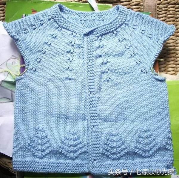 从上往下织的宝宝开衫毛衣,款式也很美观,有编织教程