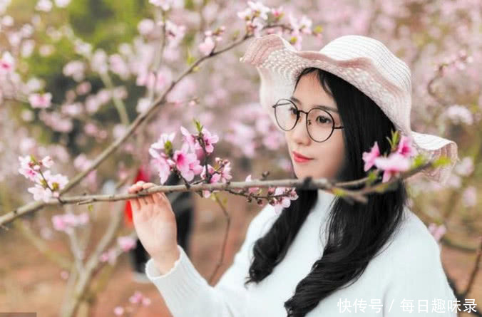属牛的女人,命主五行水旺盛,连年财运好,自过门那天起,她们命中的财