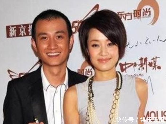 疑似怀三胎,42岁马伊琍与文章出游被偶遇,腹部隆起需人搀扶