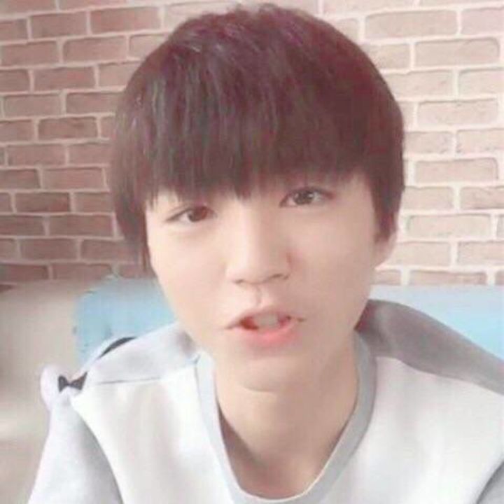 [tfboys][分享]170614 论王俊凯直播美颜进化 弟弟到男友越来越会撩!