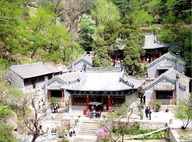 辽宁省鞍山十大著名寺也是香火最旺的寺庙