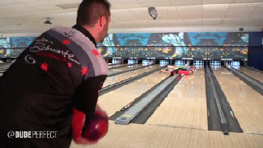 最新一期内涵爆笑动图 这个猫娘,身材有点太犯规了!