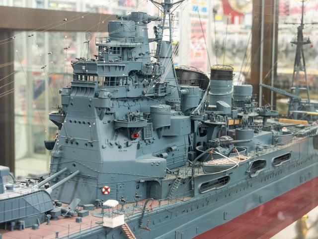 二战日本联合舰队最强条约重型巡洋舰-1/100高雄号重巡洋舰模型