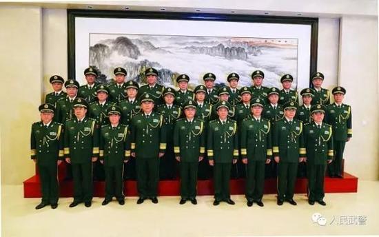 武警部队举行晋衔仪式:王兵,颜晓东晋升中将警衔