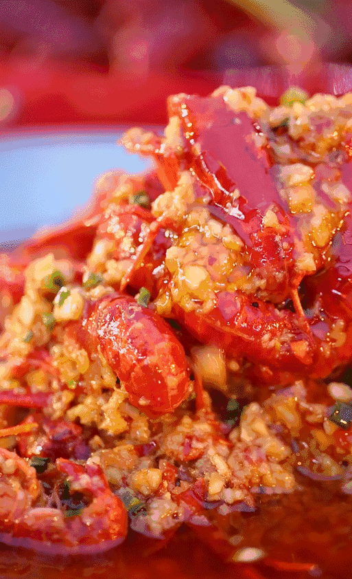 小龙虾,傣族烧烤,蹦迪看书…南门这家24小时360一站式