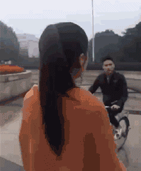 内涵段子:你剪什么发型无所谓,我只会这一种!