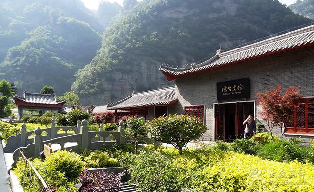 中国国家重点风景名胜区,著名道教文化圣地——武当山景区内,坐拥武当