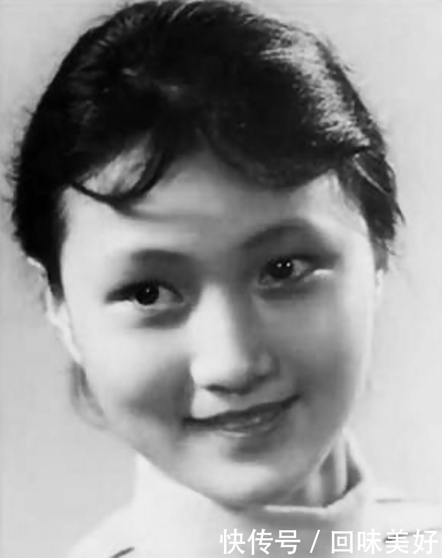 影星的青涩照 李秀明 张瑜 潘虹 刘晓庆 林芳兵 傅艺伟 唐国强 陈道明