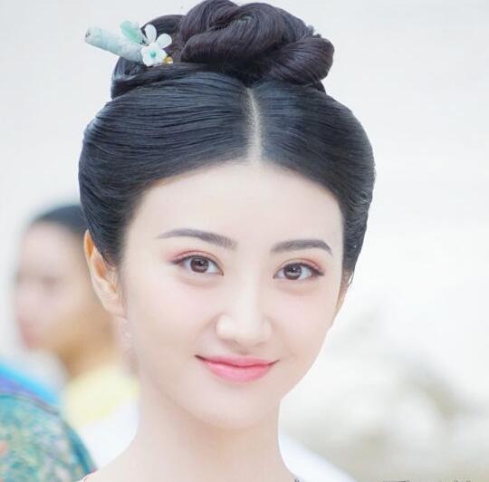 日前,电视剧《大唐荣耀》第一季终于完结了,可惜还没等大家撸完,电视