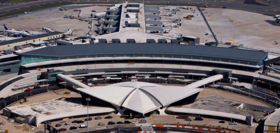 有6个航站楼的肯尼迪机场 见证了美国航企兴衰史
