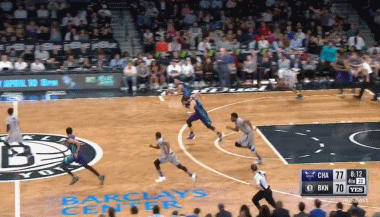 gif-疯狂在延续!林书豪连续两场得分20