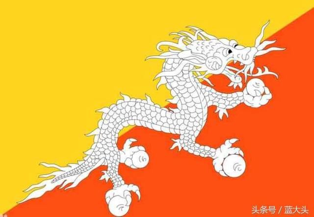 大清亡了,但此国还在用清朝的龙旗作国旗!至今未和