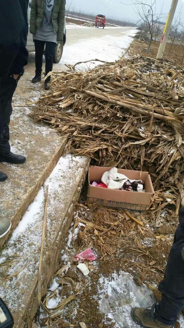 云南昭通雪地中现2个月大弃婴,已有好心人收养