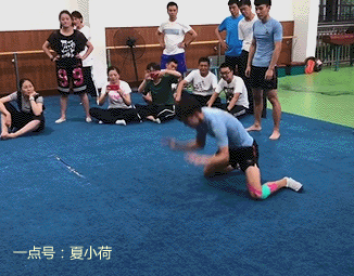 ▼9.这位大哥,看你这身手,这辈子一定是青蛙转世吧!