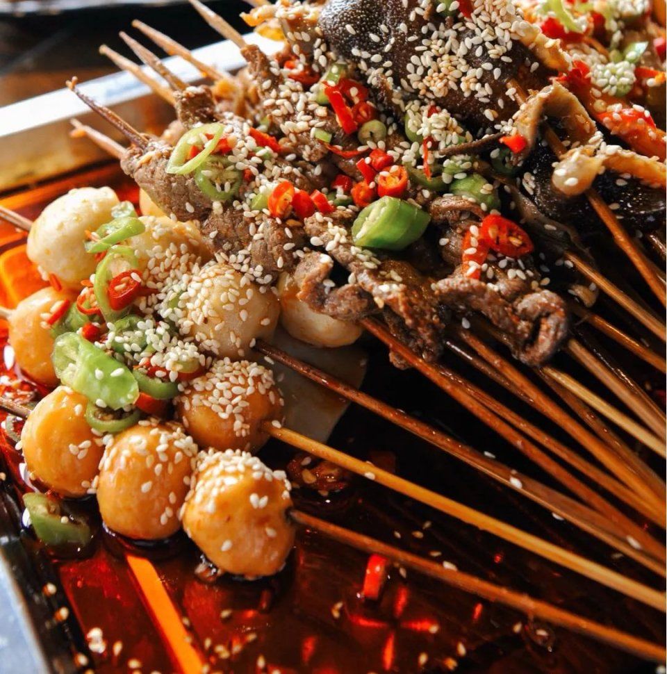 见多了各种各样的火锅串串,那这冷锅串串你吃过吗?